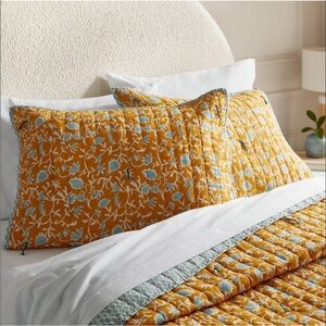 2!!!! THRESHOLD NWT Earthy Vines Quilt Sham
Mustard Yellow/Teal Blue -standard